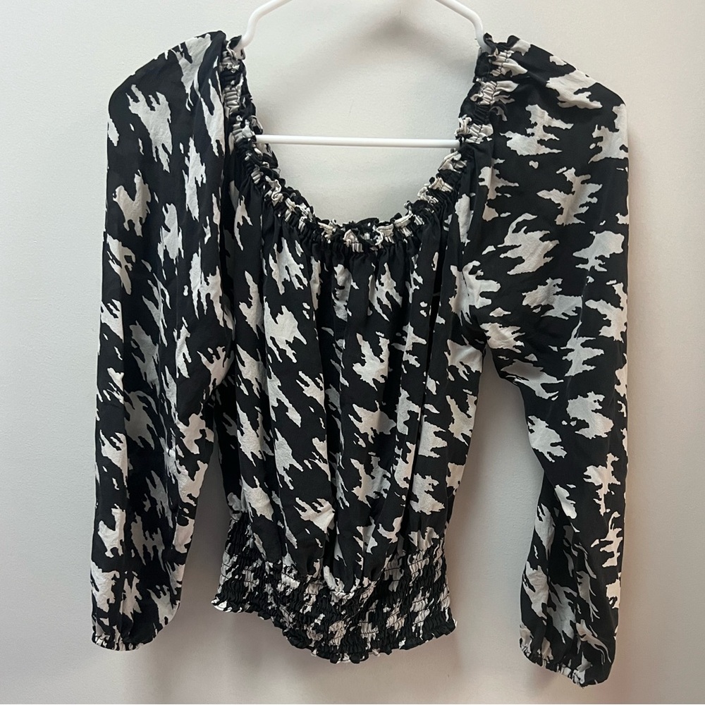 Michael Michael Kors Black & White Abstract Print Smocked Silk Peasant Top XS
